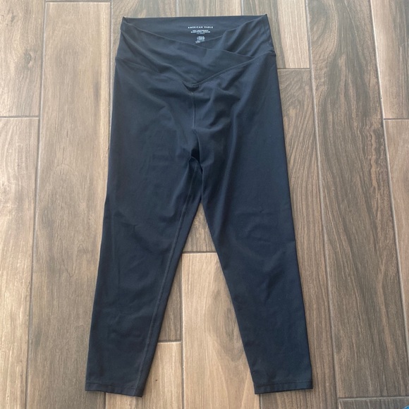 American Eagle Outfitters Pants - American Eagle The Lightweight Everything black Legging 7/8 length large